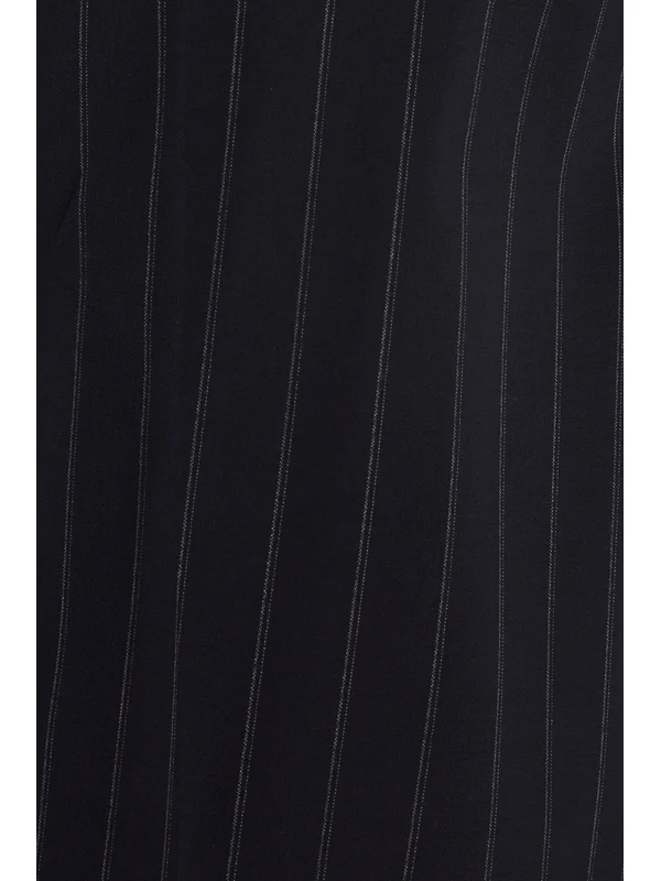 Max Mara Studio Navy Shorts - Image 3