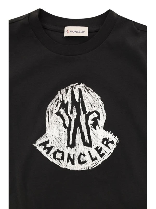 Moncler Black Half Sleeve - Image 3