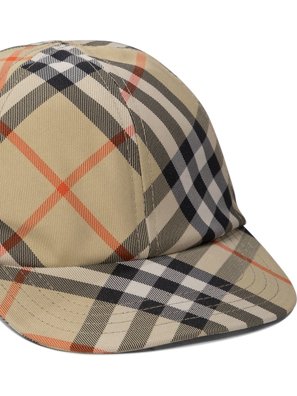 Burberry Beige Cap - Image 4