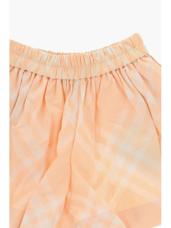Burberry Pink Shorts - Image 3