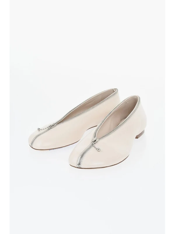 Burberry Ivory Flat Shoes - Image 2