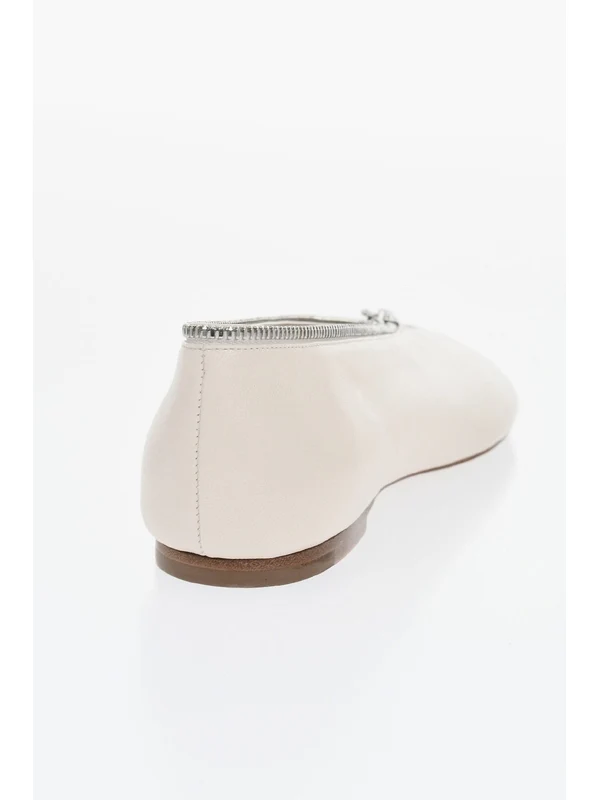 Burberry Ivory Flat Shoes - Image 4