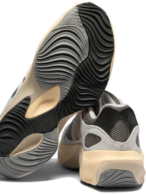 New Balance Grey Low Top Sneakers - Image 5