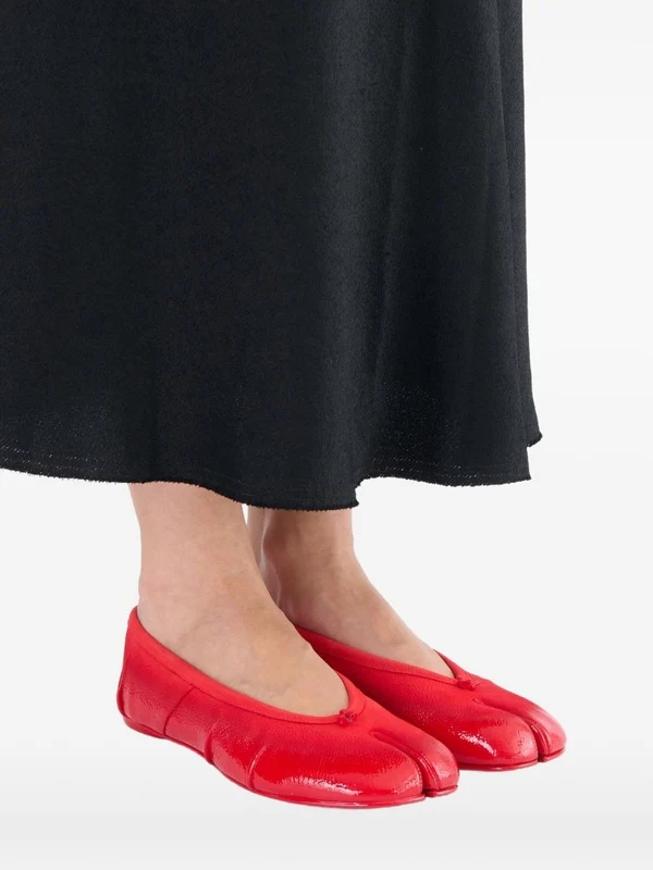 Maison Margiela Red Flat Shoes - Image 2