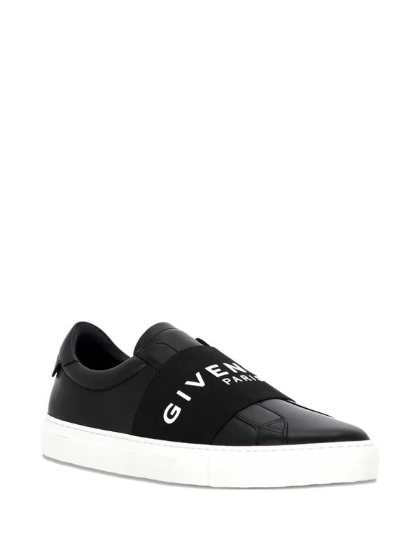 Givenchy Black Low Top Sneakers - Image 4