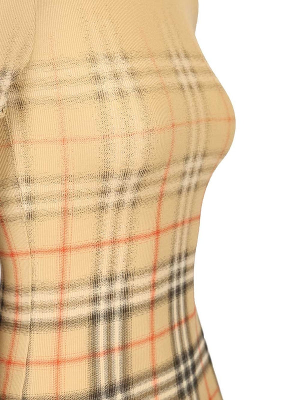 Burberry Beige Half Sleeve - Image 3